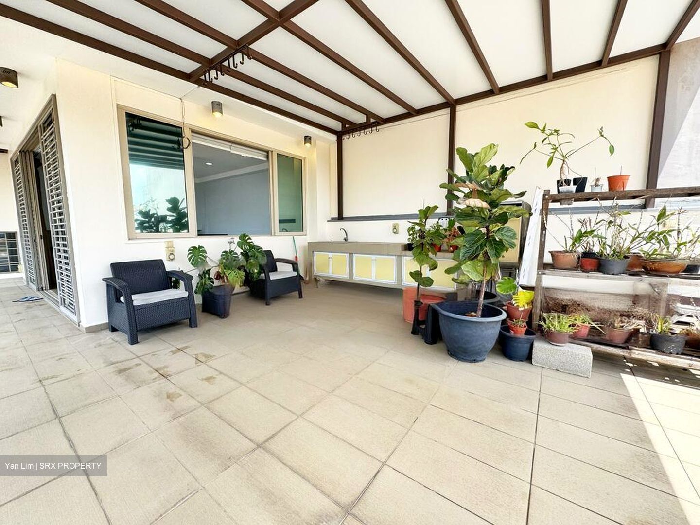 Hougang Avenue 2 (D19), Terrace #479879091